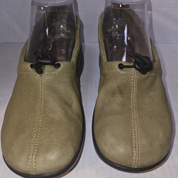 ***SOLD*** - Picture 2 of 11